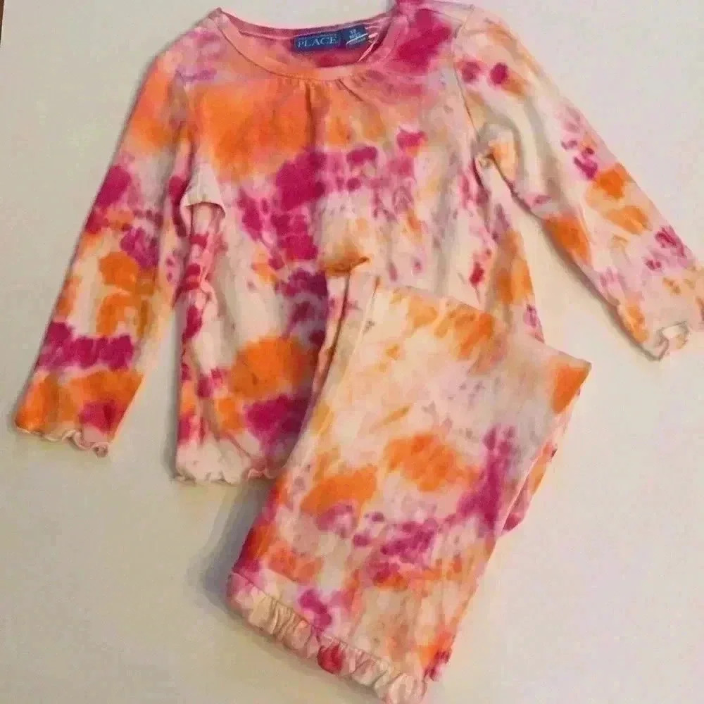 New Matching tie dye set.